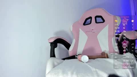 Snapshot of kendallwettt chatting on 02/24/26, 08:18 Kendall online show from 02/24/26, 08:18