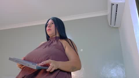   online show from 06/18/26, 08:58