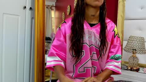 Snapshot of kendalstallyon chatting on 12/30/24, 03:35 Kendal  online show from 12/30/24, 03:35