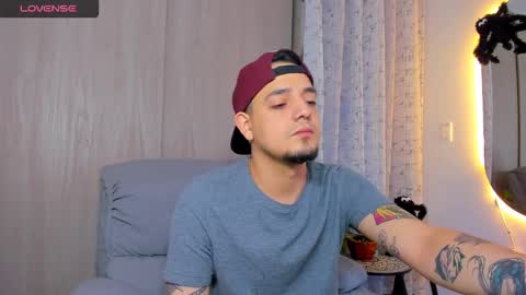 kendel_dimitri online show from 10/12/25, 03:49