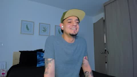 kendel_dimitri online show from 12/14/25, 01:55