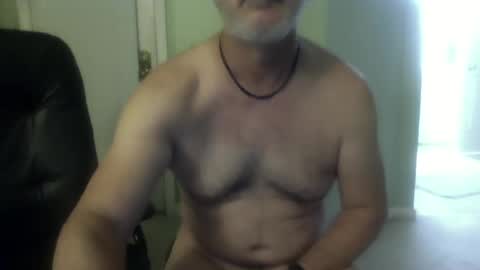 Snapshot of kendog1101 chatting on 12/24/24, 08:00 Steve online show from 12/24/24, 08:00