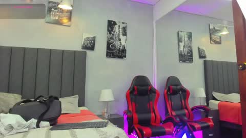Kendra London online show from 05/19/26, 11:05