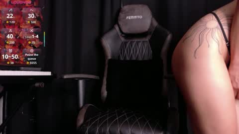 kendra_moretti2 online show from 05/29/26, 02:20
