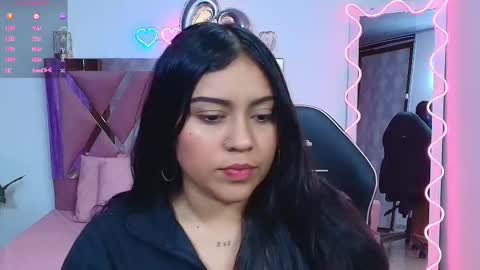 Snapshot of kendra_tay chatting on 10/19/25, 03:29 kendra online show from 10/19/25, 03:29