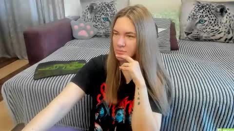 Kendra online show from 05/15/26, 01:01