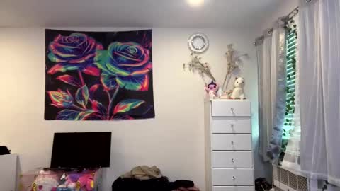 Snapshot of kendrakaps52 chatting on 09/22/25, 02:19 kendrakaps52 online show from 09/22/25, 02:19