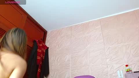 Snapshot of kendrapotter chatting on 11/11/25, 03:45 KENDRAPOTTER online show from 11/11/25, 03:45