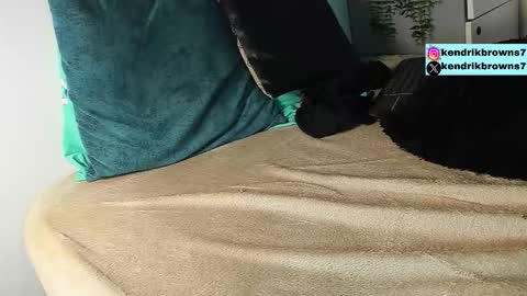 kendrick brown online show from 09/28/25, 02:22