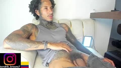 Snapshot of kendrik_brown chatting on 05/15/26, 03:41 kendrick brown online show from 05/15/26, 03:41
