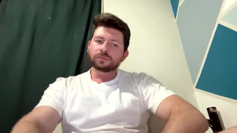 Snapshot of kenerkener chatting on 02/01/25, 11:48 kenerkener online show from 02/01/25, 11:48