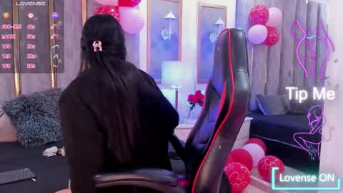 Snapshot of keniavelvet_ chatting on 02/23/26, 03:53 keniavelvet online show from 02/23/26, 03:53