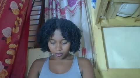 Snapshot of kenilange chatting on 11/29/25, 09:01 kenilange online show from 11/29/25, 09:01