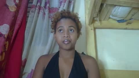 Snapshot of kenilange chatting on 12/01/25, 05:56 kenilange online show from 12/01/25, 05:56