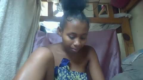 kenilange online show from 12/19/25, 03:08