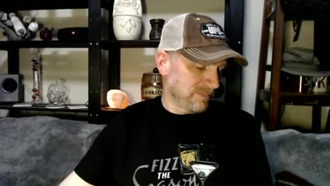 Snapshot of kenkuddles chatting on 01/19/25, 02:04 Ken Kuddles online show from 01/19/25, 02:04