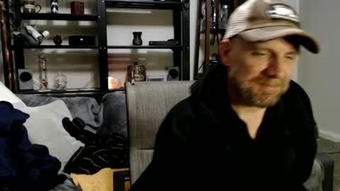 Snapshot of kenkuddles chatting on 01/25/25, 04:34 Ken Kuddles online show from 01/25/25, 04:34