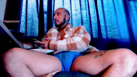 Snapshot of kenllyhot chatting on 12/31/24, 05:29 Kenlly online show from 12/31/24, 05:29