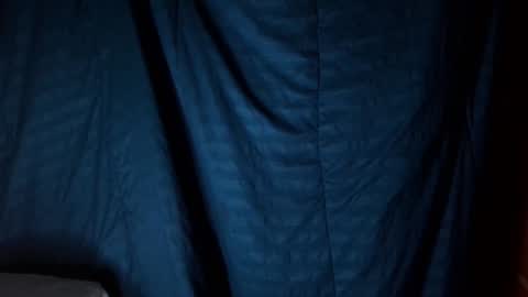 Snapshot of kennerfox77 chatting on 12/17/24, 04:45 Kennfox777 online show from 12/17/24, 04:45