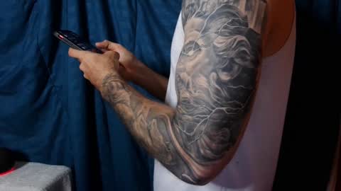 Snapshot of kennerfox77 chatting on 12/25/24, 10:27 Kennfox777 online show from 12/25/24, 10:27