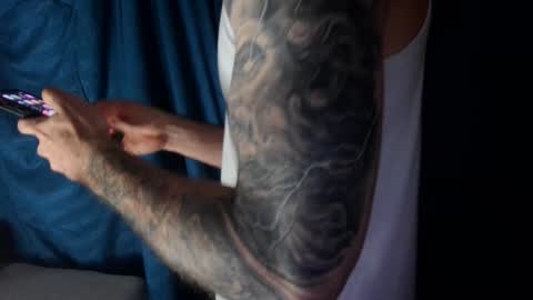 Snapshot of kennerfox77 chatting on 01/06/25, 06:25 Kennfox777 online show from 01/06/25, 06:25