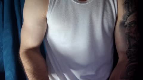 Snapshot of kennerfox77 chatting on 01/11/25, 10:51 Kennfox777 online show from 01/11/25, 10:51