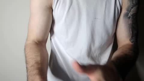 Snapshot of kennerfox77 chatting on 02/19/25, 05:05 Kennfox777 online show from 02/19/25, 05:05