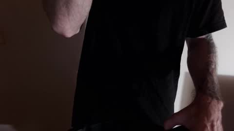 Snapshot of kennerfox77 chatting on 09/17/25, 11:06 Kennfox777 online show from 09/17/25, 11:06