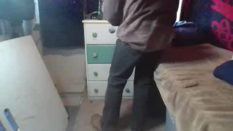 kenneth69h online show from 10/21/25, 05:57