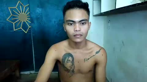 Snapshot of kenneth_jeey chatting on 11/23/25, 08:25 kenneth_jeey online show from 11/23/25, 08:25