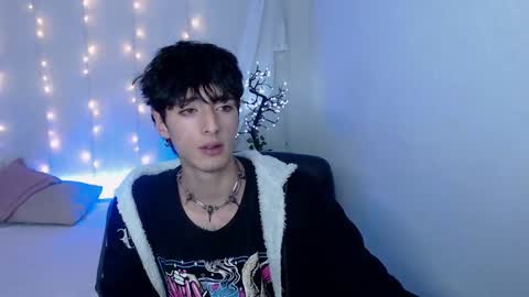 Snapshot of kenny__hot chatting on 12/05/24, 06:55 kenny online show from 12/05/24, 06:55