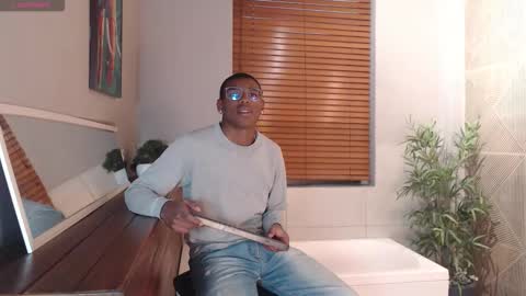 Snapshot of kenny_thompson_ chatting on 02/25/26, 08:07 Kenny Thompson online show from 02/25/26, 08:07