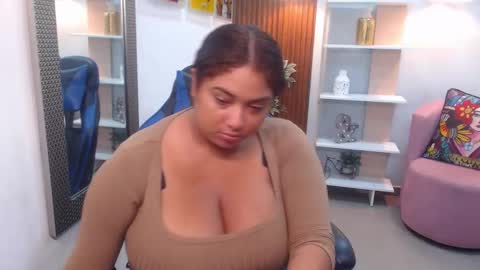 Snapshot of kenya_buhle chatting on 09/26/25, 11:14 Kenya Buhle online show from 09/26/25, 11:14