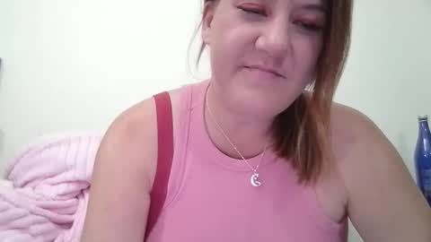 Snapshot of kenzbenz chatting on 11/26/25, 06:42 KenzBenz online show from 11/26/25, 06:42