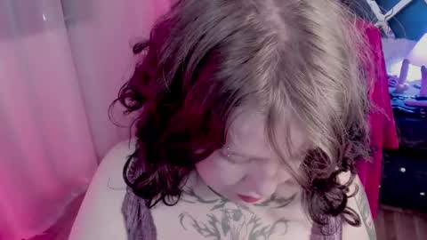 Kenzie online show from 03/05/25, 08:21