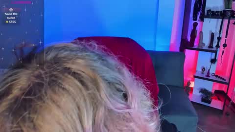 Kenzie online show from 01/14/26, 04:40