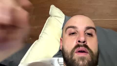 kepkon00 online show from 01/31/25, 06:57