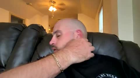 kepkon00 online show from 11/01/25, 11:18