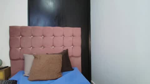 KERLY online show from 09/17/25, 03:03