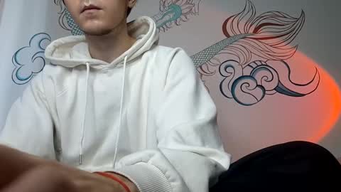 Kero online show from 02/10/25, 11:46