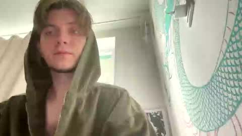 Kero online show from 03/11/25, 10:07