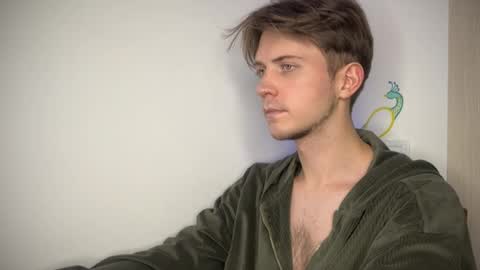 Kero online show from 10/12/25, 03:55