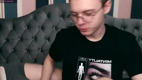 kerry_niki online show from 02/28/25, 12:52