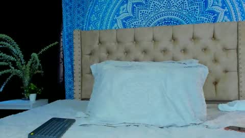Snapshot of keryhillson chatting on 12/06/24, 12:05 Kery Hillson online show from 12/06/24, 12:05