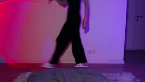 kesha online show from 03/01/26, 02:41