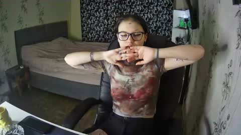 Kati online show from 01/11/26, 02:11