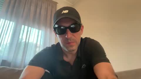 kesi8588 online show from 04/19/26, 05:56