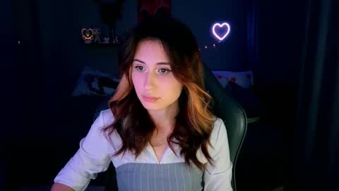 Snapshot of keti_moon chatting on 10/28/25, 05:37 Keti 3 online show from 10/28/25, 05:37