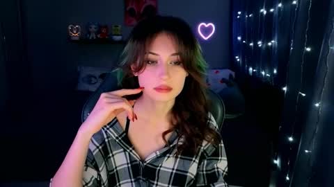 Snapshot of keti_moon chatting on 01/15/26, 06:00 Keti 3 online show from 01/15/26, 06:00