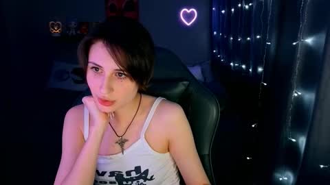 Snapshot of keti_moon chatting on 02/23/26, 05:43 Keti 3 online show from 02/23/26, 05:43